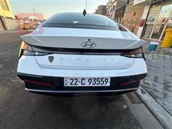 هیوندای ئەلەنترا